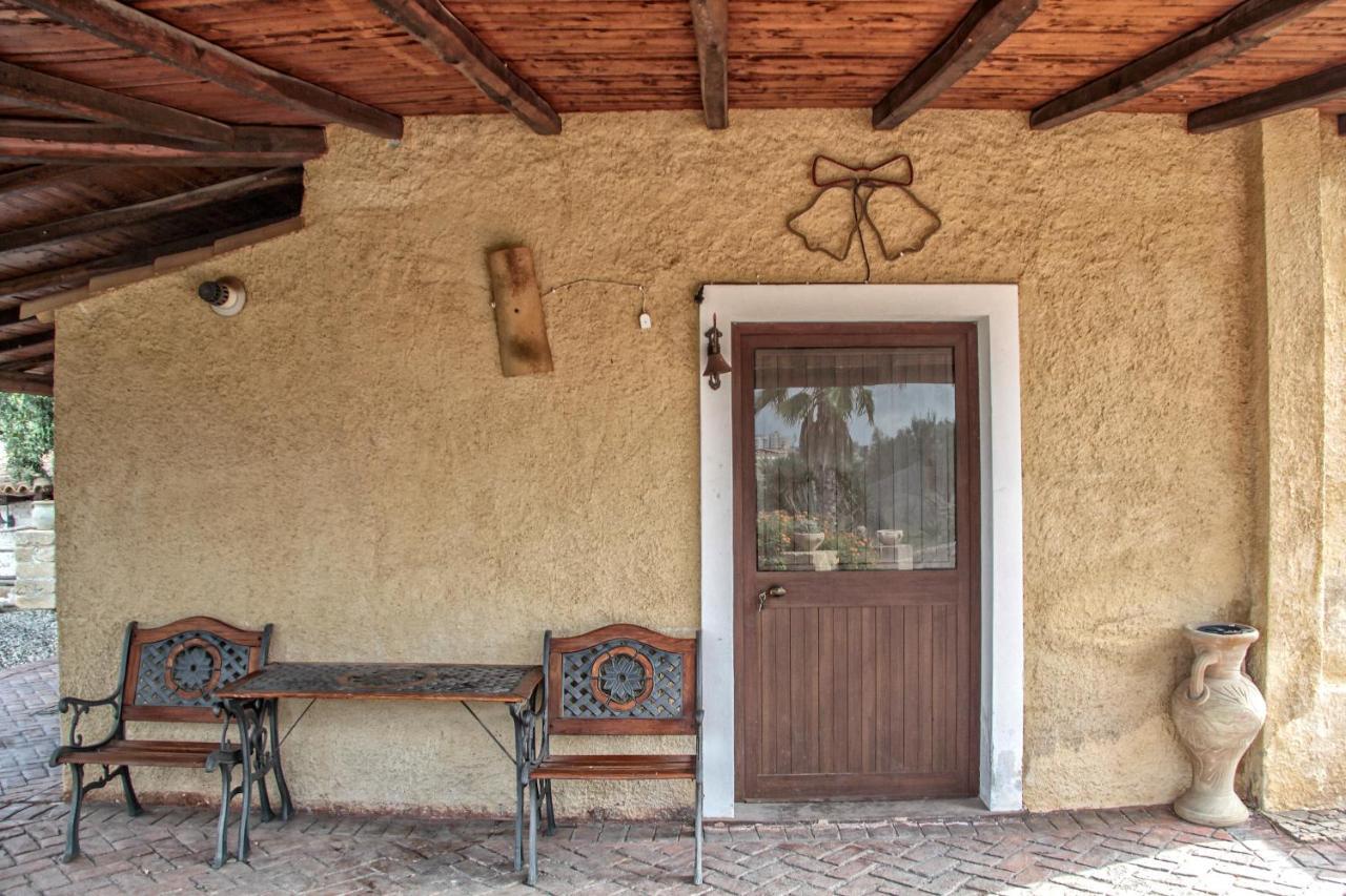 Vila Le Cinque Pietre Carlentini Exteriér fotografie
